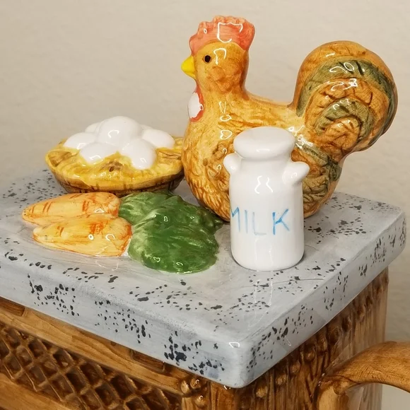 World Bazaars Hen House Mini Teapot Chicken Eggs Milk‎ Carrot Ceramic 3D - Picture 7 of 14